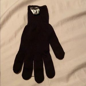 PYT styling glove
